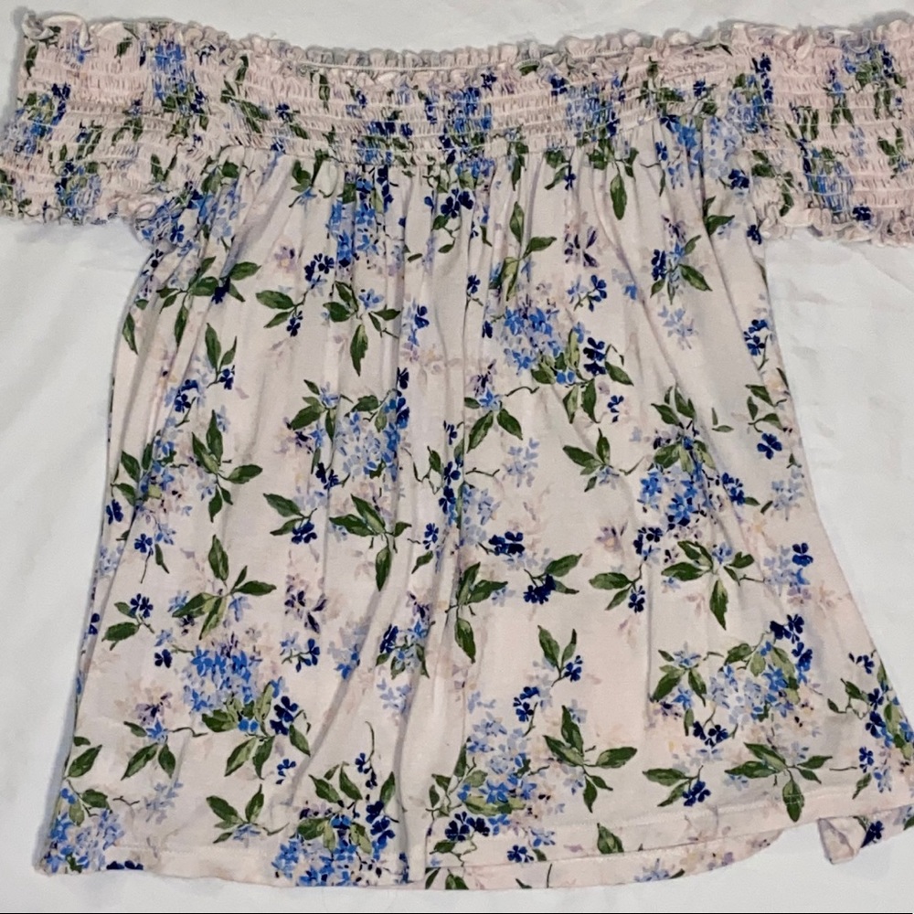 American Eagle off the shoulder floral top